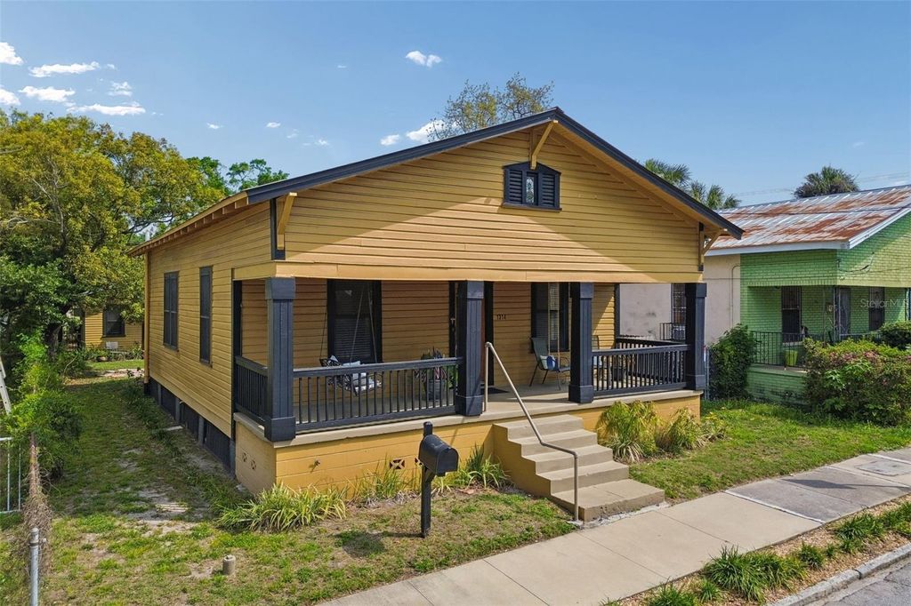 Image 53 of property listing at 1314 E 15TH AVENUE, Tampa, FL 33605