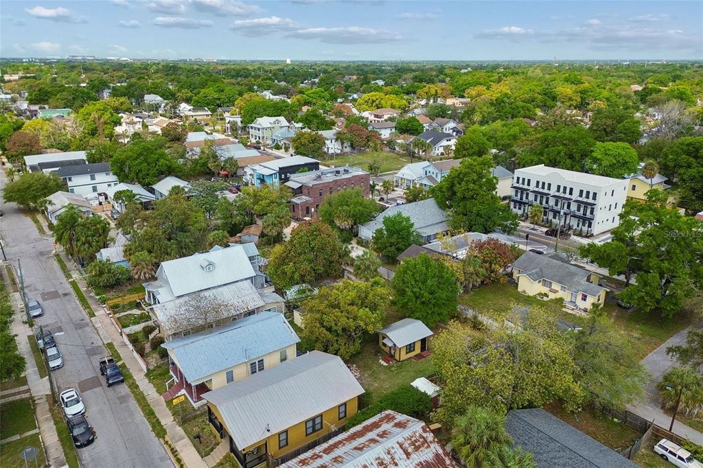 Image 59 of property listing at 1314 E 15TH AVENUE, Tampa, FL 33605