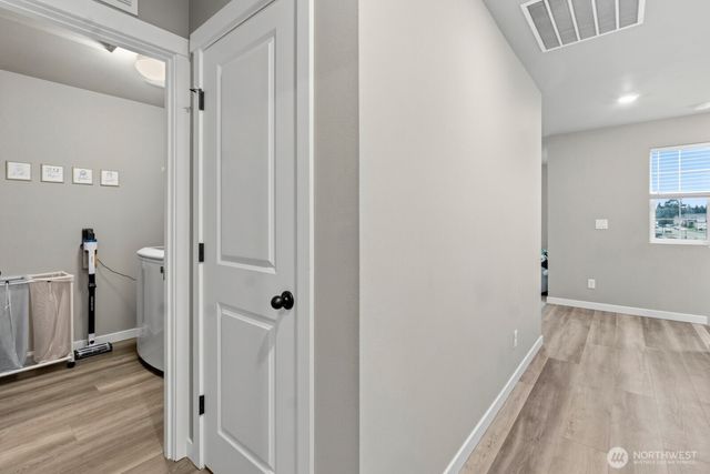 7936 8th Avenue SE, Lacey, WA 98503