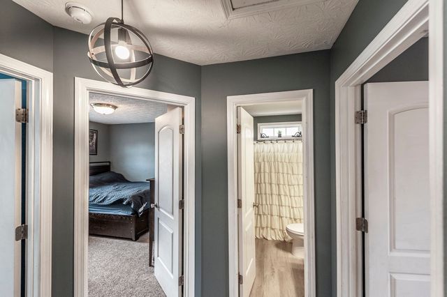 446 Robins Trl, Westmoreland, TN 37186