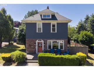 5323 Se 13TH Ct, Gresham, OR 97080