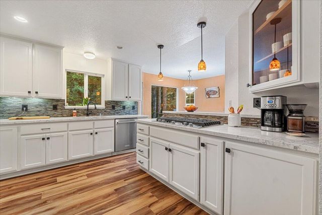 1096 Diamond Drive, Arcata, CA 95521