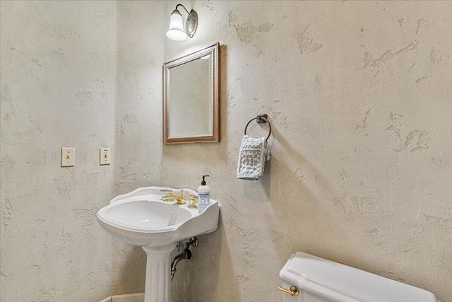 1096 Diamond Drive, Arcata, CA 95521