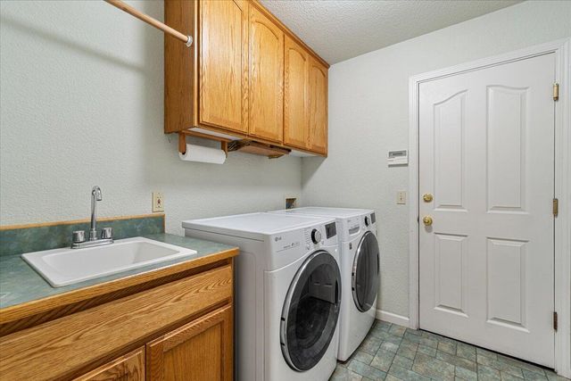 1096 Diamond Drive, Arcata, CA 95521