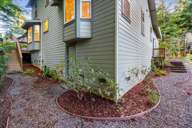 1096 Diamond Drive, Arcata, CA 95521