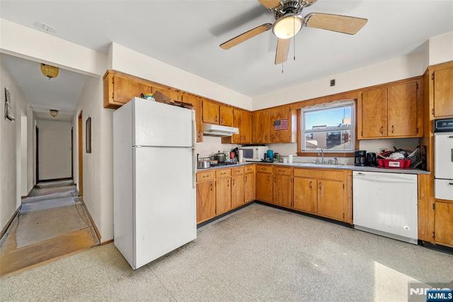 452 Commercial Avenue, Cliffside Park, NJ 07010