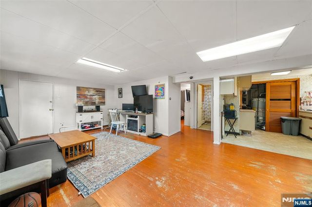 452 Commercial Avenue, Cliffside Park, NJ 07010