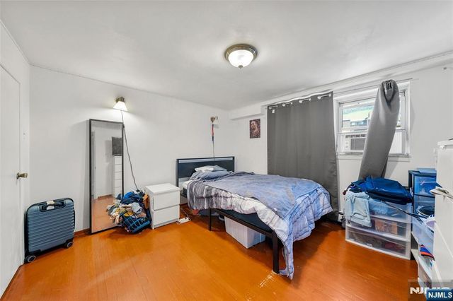 452 Commercial Avenue, Cliffside Park, NJ 07010