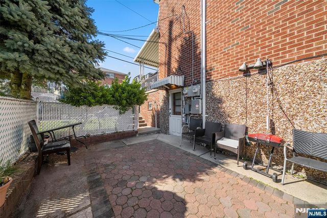 452 Commercial Avenue, Cliffside Park, NJ 07010