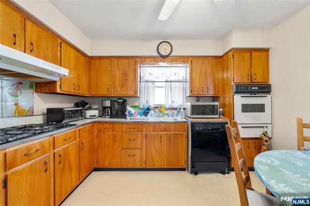 452 Commercial Avenue, Cliffside Park, NJ 07010