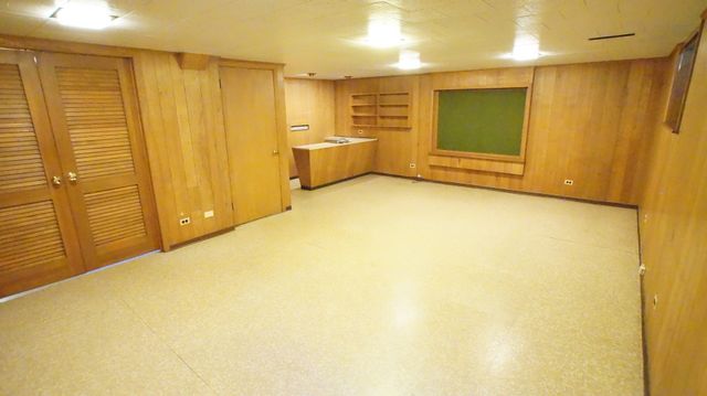 459 HIGHCREST Drive, Wilmette, IL 60091