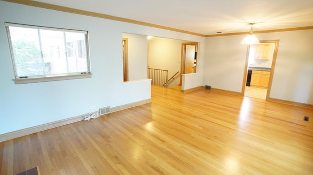 459 HIGHCREST Drive, Wilmette, IL 60091