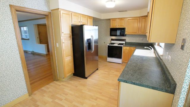 459 HIGHCREST Drive, Wilmette, IL 60091