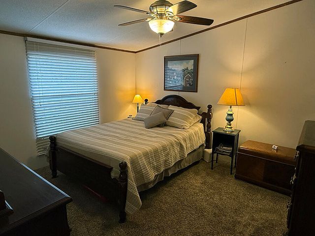 65 S Lake Drive, Burnside, KY 42519