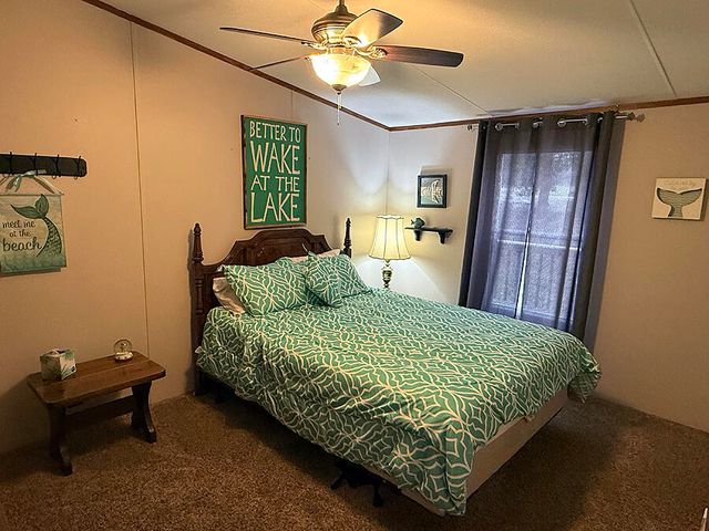 65 S Lake Drive, Burnside, KY 42519