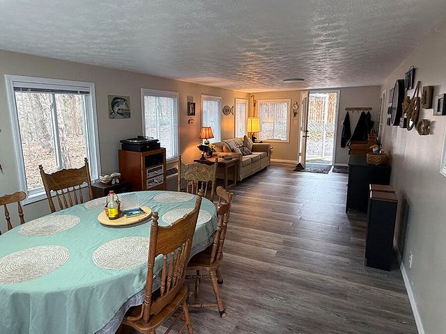 65 S Lake Drive, Burnside, KY 42519