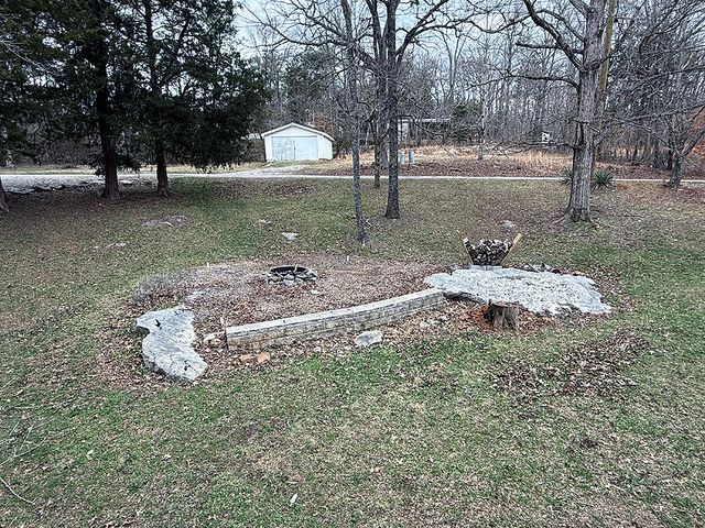 65 S Lake Drive, Burnside, KY 42519