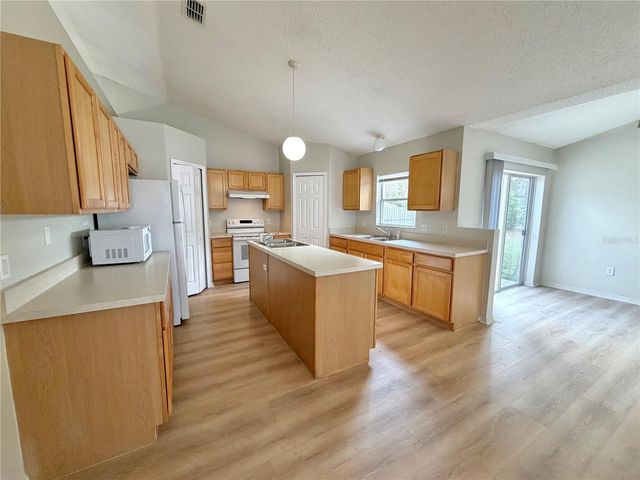 12052 VILLA ROAD, Spring Hill, FL 34609