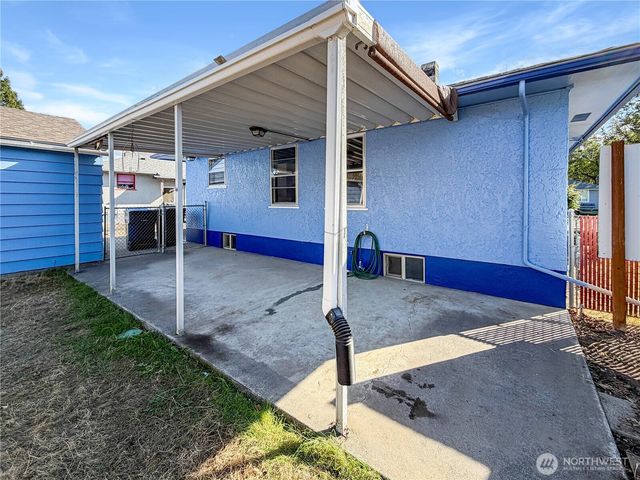 1227 Francis Avenue, Walla Walla, WA 99362