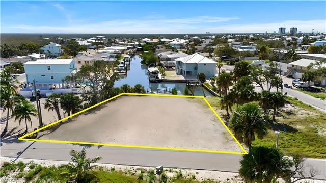 180 Donora BLVD, Fort Myers Beach, FL 33931