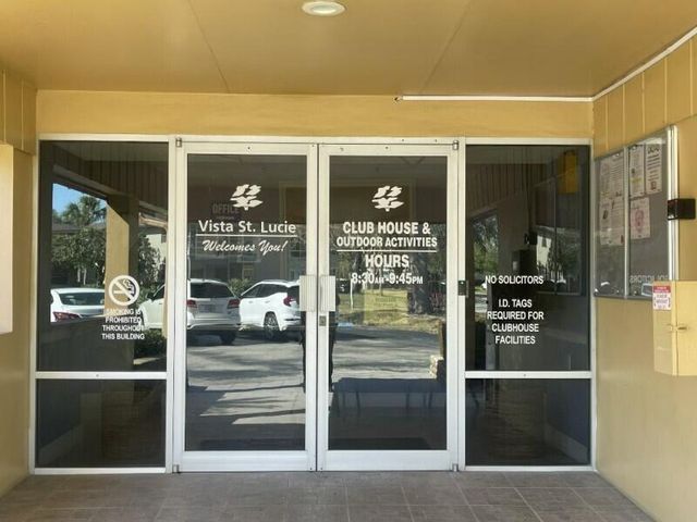 28 Lake Vista Trl Apt 104, Port St Lucie, FL 34952