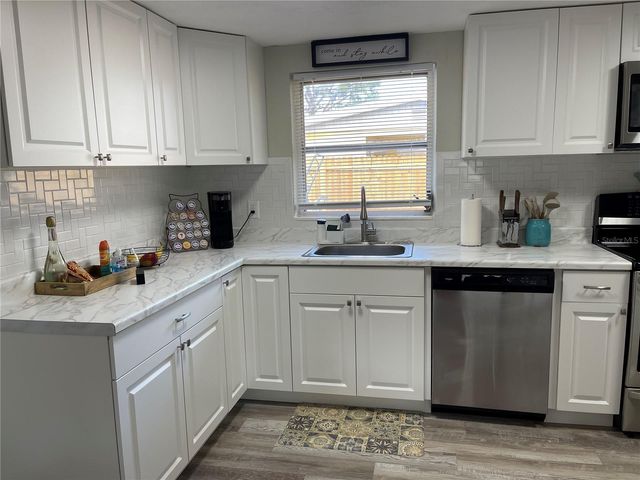 50 EUCLID AVENUE, Englewood, FL 34223