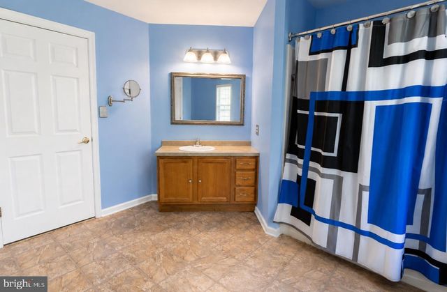 3 MACKENZIE CT, Sewell, NJ 08080