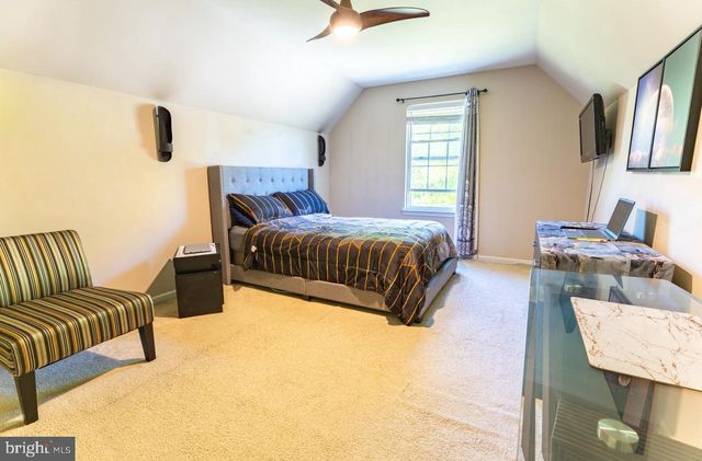 3 MACKENZIE CT, Sewell, NJ 08080