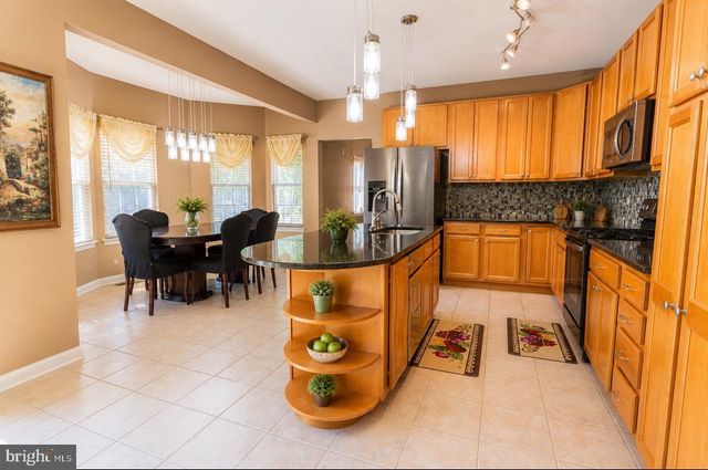 3 MACKENZIE CT, Sewell, NJ 08080