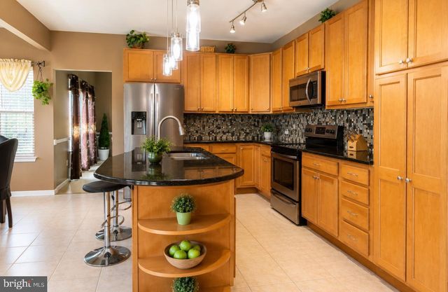 3 MACKENZIE CT, Sewell, NJ 08080