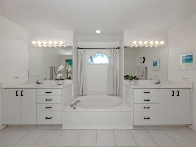 1724 KILRUSS DRIVE, Venice, FL 34292