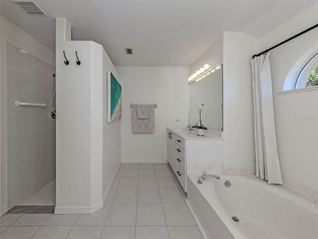 1724 KILRUSS DRIVE, Venice, FL 34292