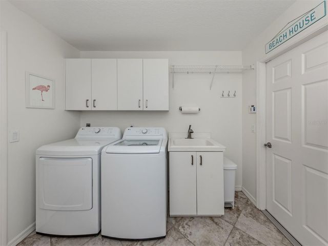 1724 KILRUSS DRIVE, Venice, FL 34292