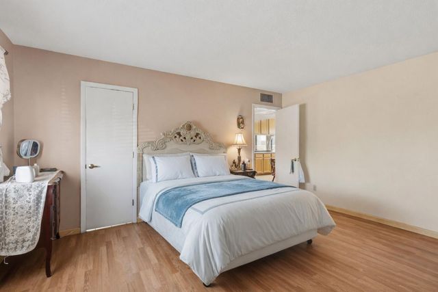 1353 Rio Rancho Boulevard SE APT A, Rio Rancho, NM 87124