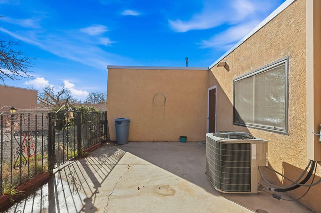 1353 Rio Rancho Boulevard SE APT A, Rio Rancho, NM 87124