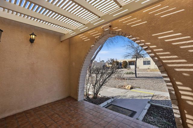 1353 Rio Rancho Boulevard SE APT A, Rio Rancho, NM 87124