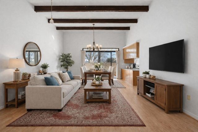 1353 Rio Rancho Boulevard SE APT A, Rio Rancho, NM 87124