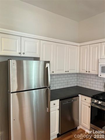 2114 Crescent Avenue, Charlotte, NC 28207