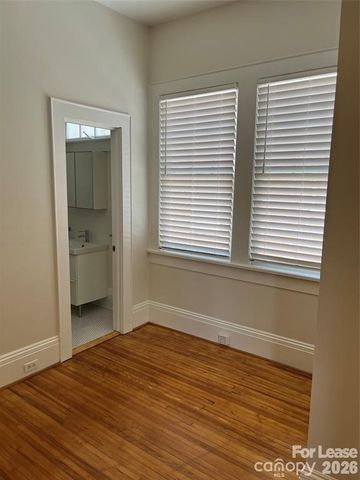 2114 Crescent Avenue, Charlotte, NC 28207