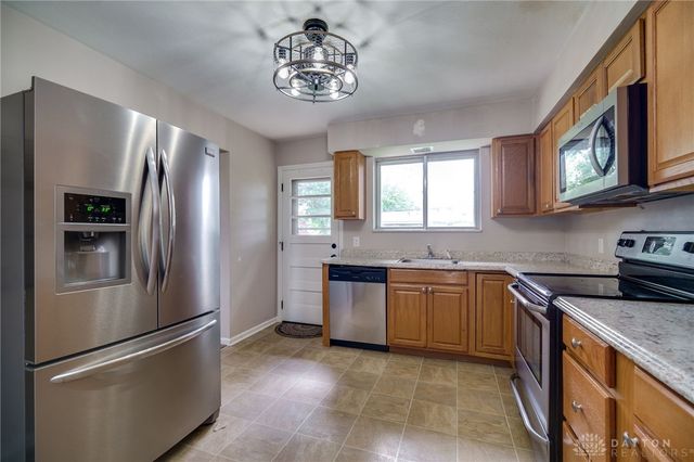 354 Harpwood Drive, Franklin, OH 45005