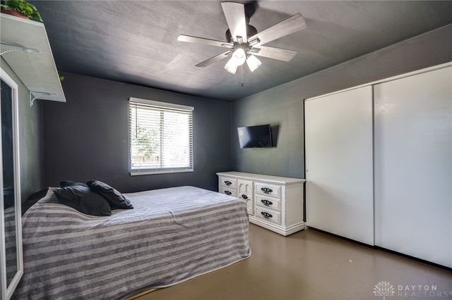 354 Harpwood Drive, Franklin, OH 45005