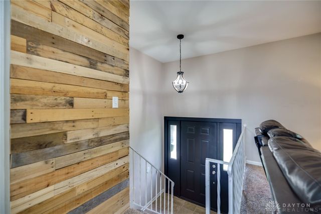 354 Harpwood Drive, Franklin, OH 45005