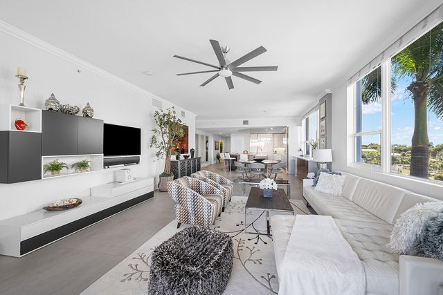 701 SE 21st Avenue 301, Deerfield Beach, FL 33441