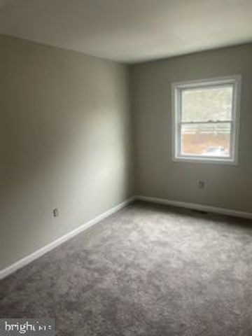 1780-B BELLE DR, Annapolis, MD 21401