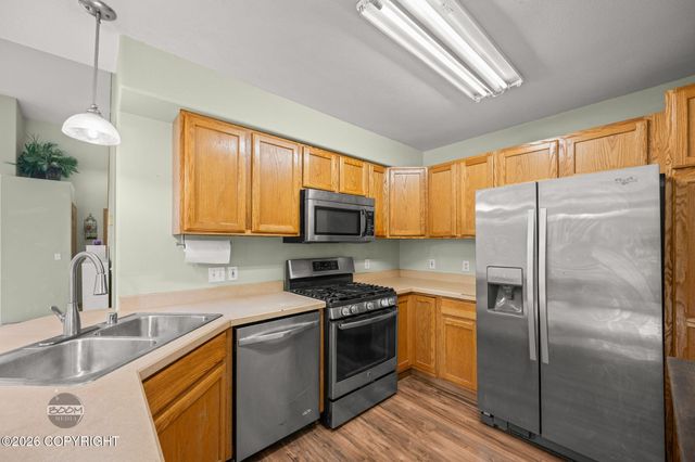 647 N Tara Street, Houston, AK 99694