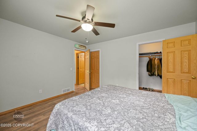 647 N Tara Street, Houston, AK 99694