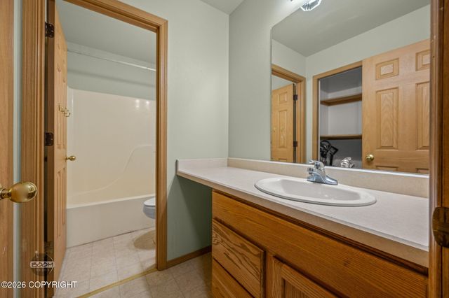 647 N Tara Street, Houston, AK 99694