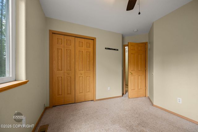 647 N Tara Street, Houston, AK 99694