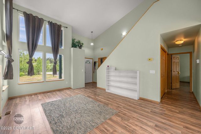 647 N Tara Street, Houston, AK 99694