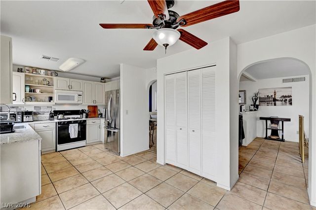 2702 Lovington Drive, Henderson, NV 89074